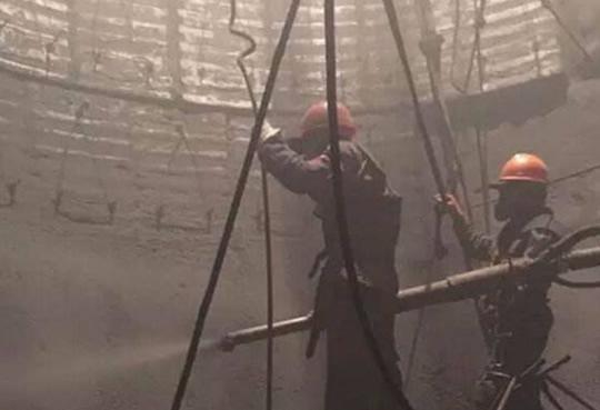 輕質耐堿噴涂料